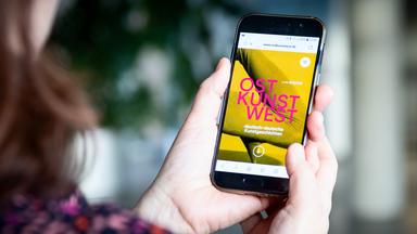 Multi-Media-Projekt "ostKUNSTwest" vom MDR auf Smartphone