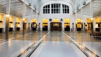 Kassensaal des ehemaligen Postsparkassengebäudes in Wien