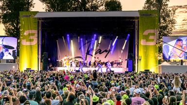 BAYERN 3-Abend in Herrieden: Ray Dalton. Begeistertes Publikum beim Konzert