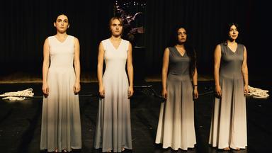 Szene aus Theaterstück "Destination: Origin" von Mohammed Rasoulof