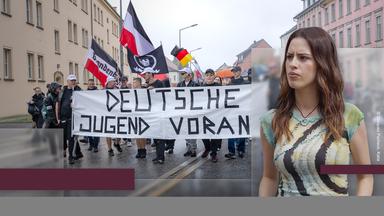 Rechtsradikale demonstrieren auf der Straße 