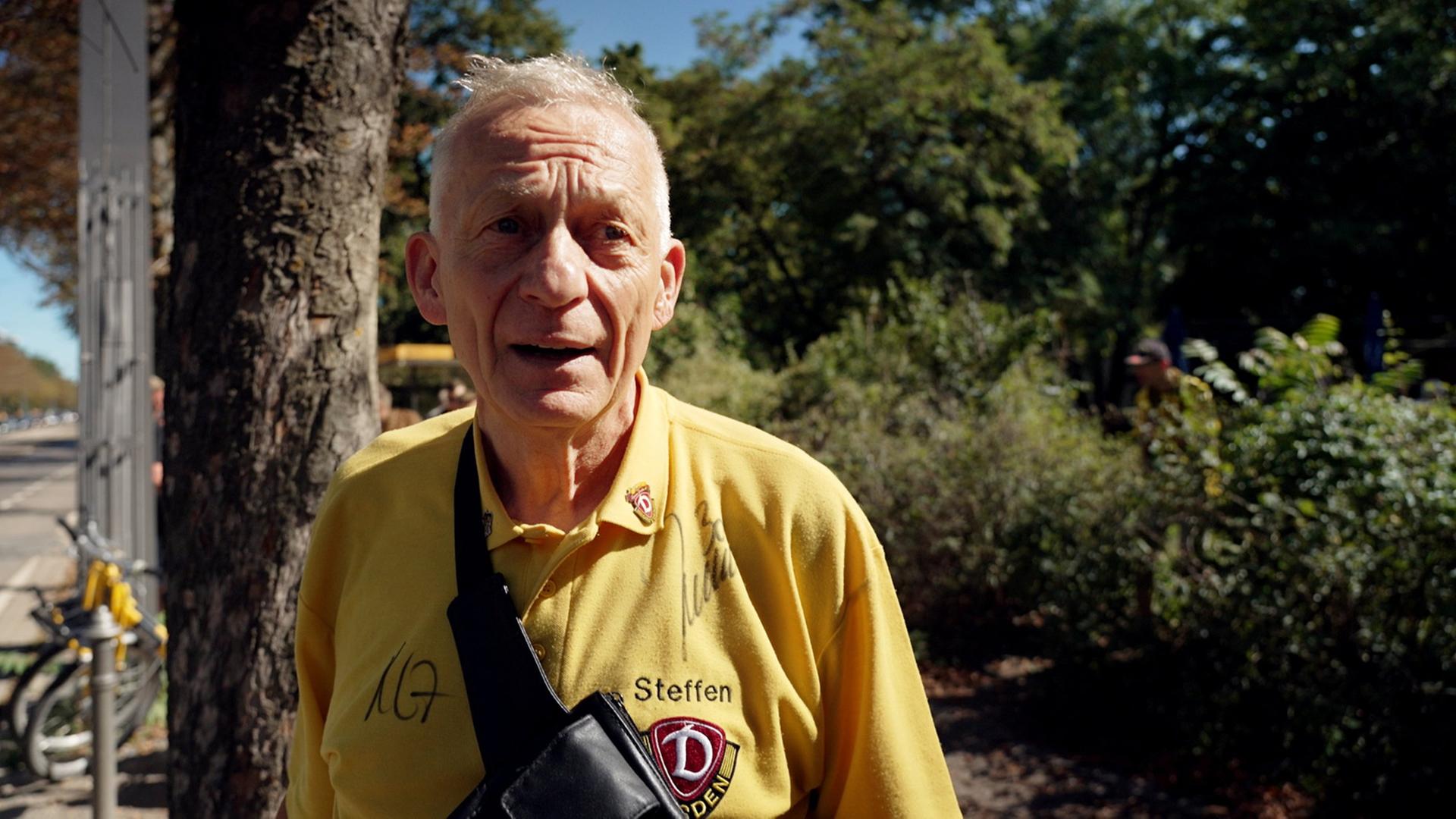 Ostdeutscher Fussball Fan aus Dresden