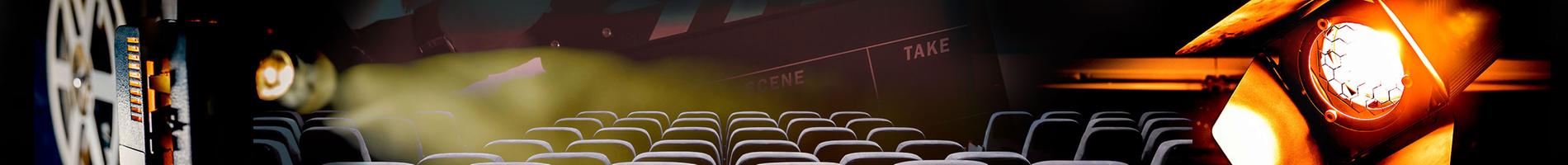 Collage aus verschiedenen Motiven, Sitzreihen im Kino, ein Filmprojektor, ein Scheinwerfer, Lichtschein