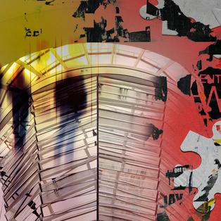 Collage unscharfe Menschen, Ausschnitt aus der Reichstagskuppel, Puzzle, Fragmente eines Plakates