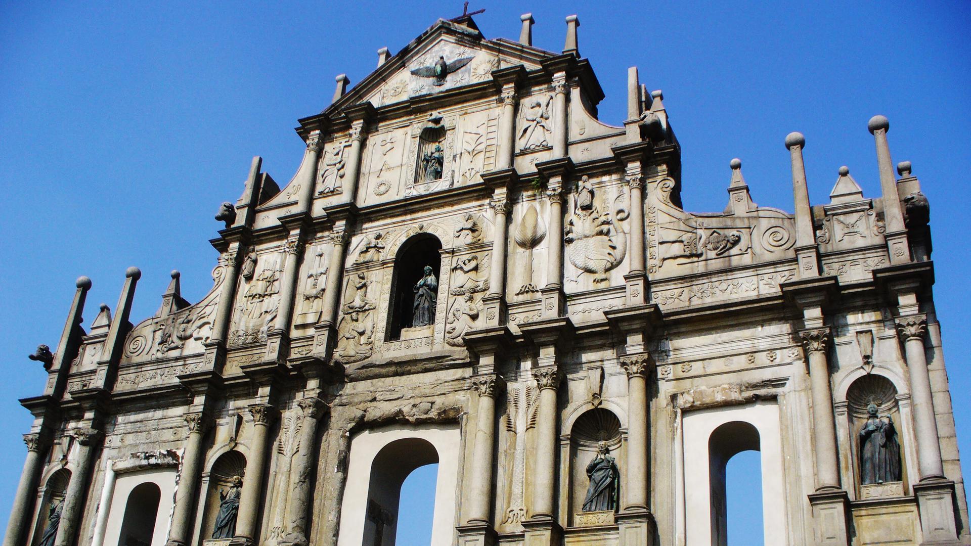 Die Ruinen der Pauluskirche.