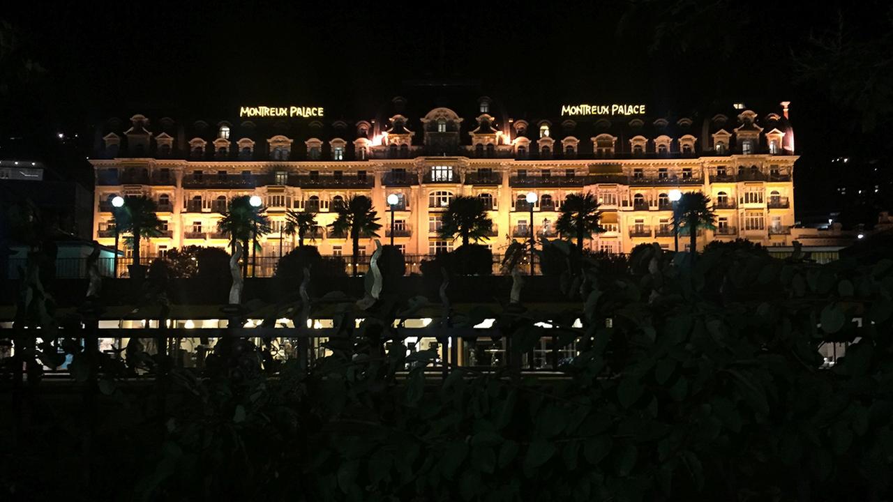 Standbild: Schweizer Hotelgeschichten 1/4