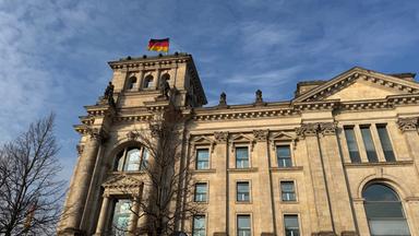 Ansicht eines alten Gebäudes.