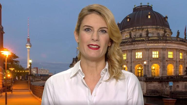 Silke Hohmann im Kulturzeitstudio.