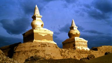 zwei tuerme im licht