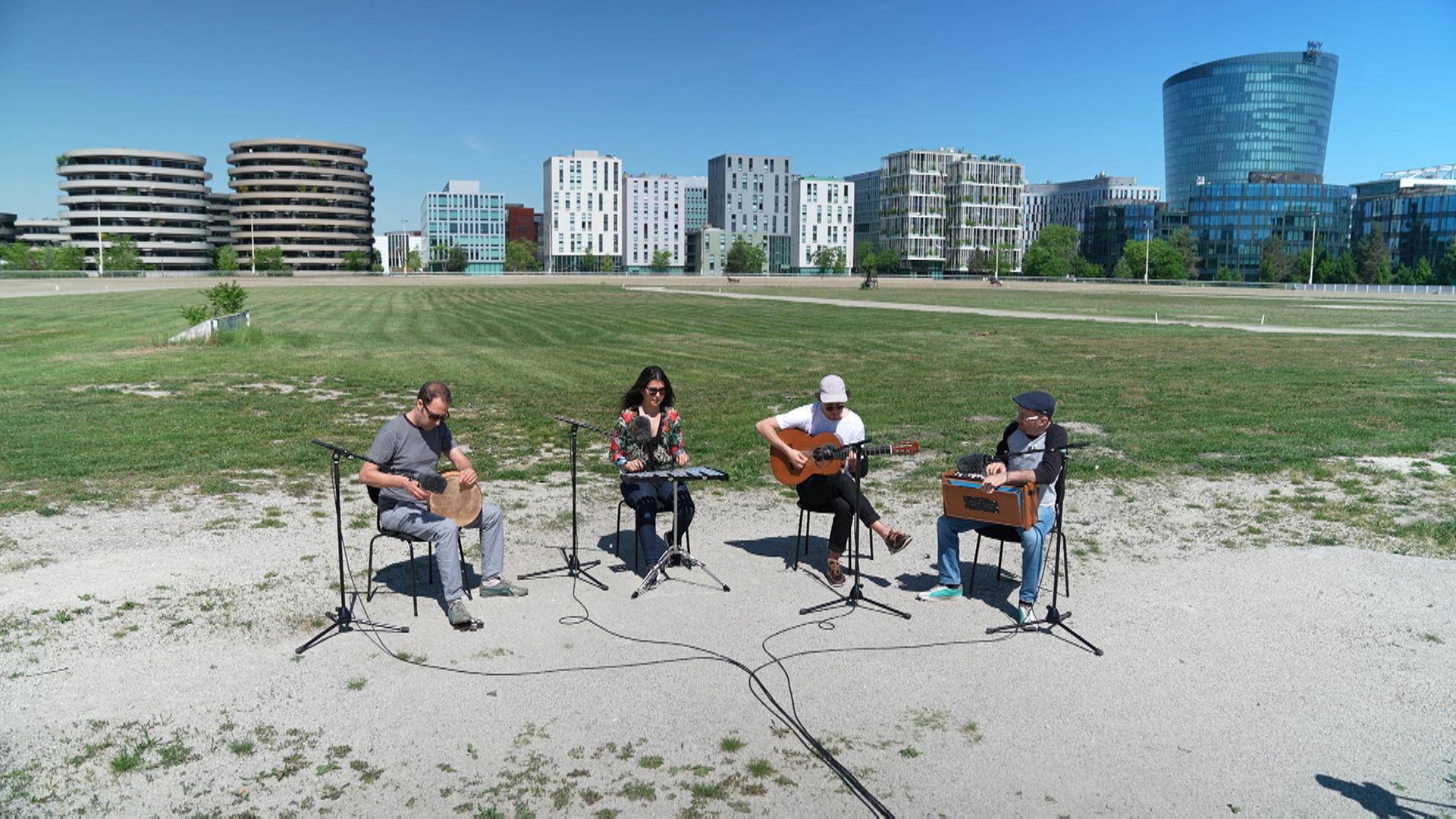 Özlem Bulut Band bei den Dreharbeiten zu Sound of Vienna in der Trabrennbahn Krieau.  
