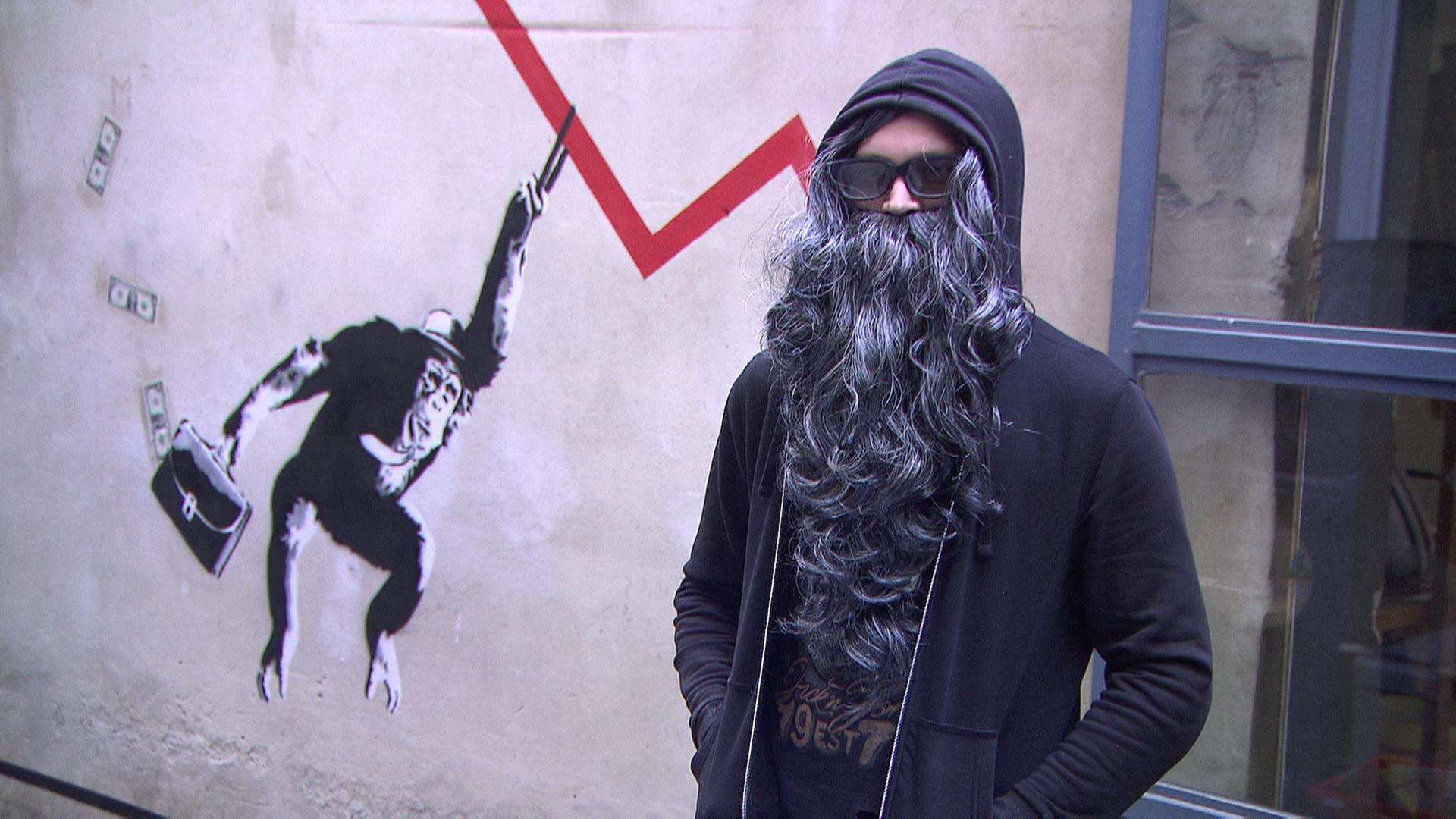 Der Wiener Künstler "Tabby" wird wegen seiner zeitkritischen Werke oft mit dem britischen Street-Art-Superstar "Banksy" verglichen.