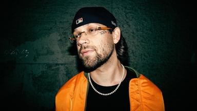 Mit seinem Nummer-1-Viral-Hit "Verliebt in mich" bringt FAYAN alle zum Strahlen