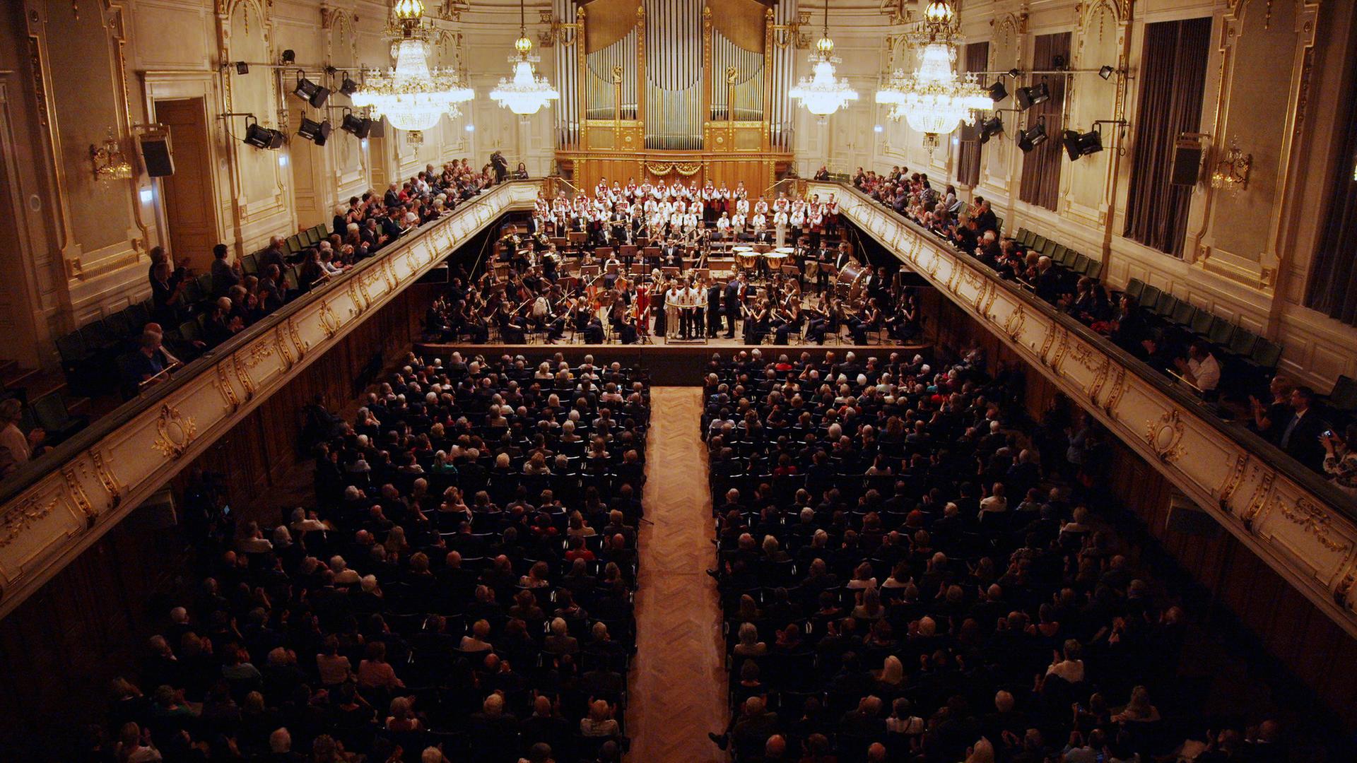 Voller Saal, Musikverein