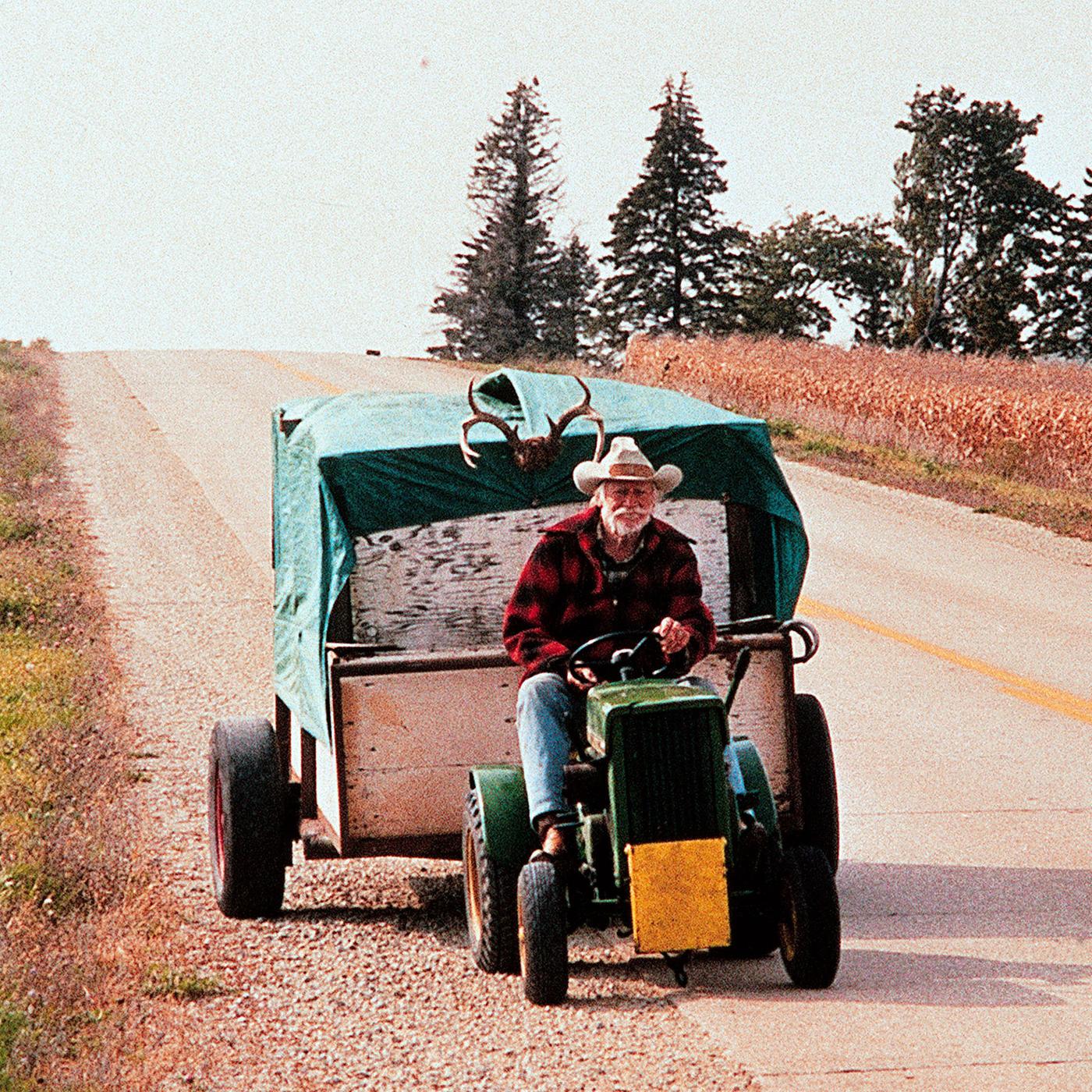 Auf seiner Reise fährt Alvin Straight (Richard Farnsworth) 390 Kilometer von Iowa nach Wisconsin.