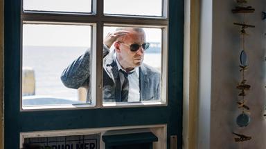 Simon Kessler (Heino Ferch)