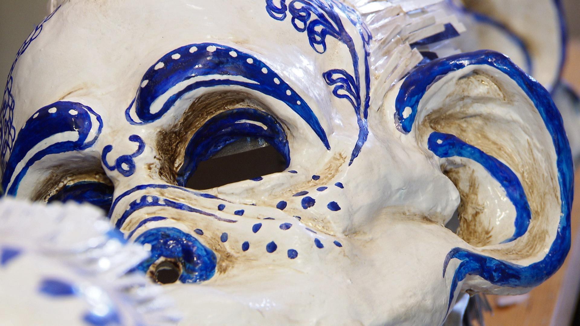 Turandot - die aufwändige Opern-Produktion im Steinbruch St. Margarethen , Backstage - Köstume.