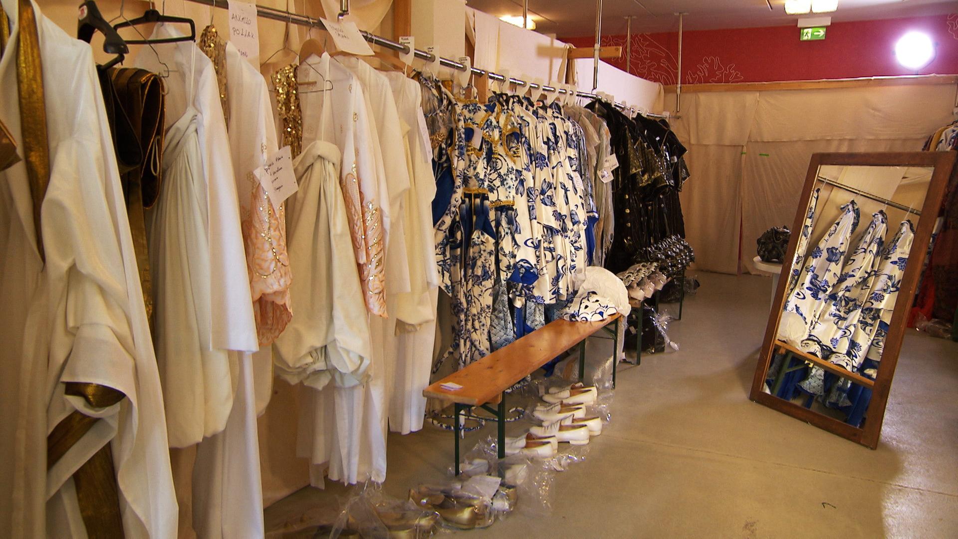 Turandot - die aufwändige Opern-Produktion im Steinbruch St. Margarethen , Backstage - Kostüme