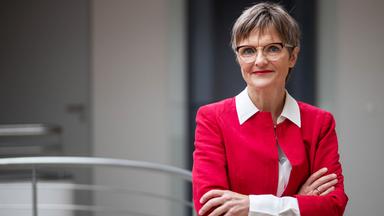 Ulrike Lorenz im Portrait.