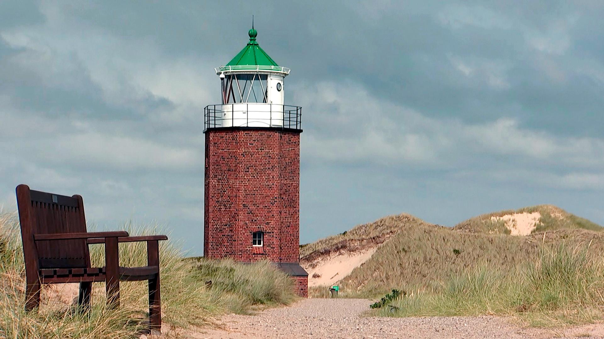 Blick auf den Leuchtturm Rotes Kliff auf Sylt.
