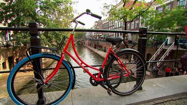 Das Fiets, das Fahrrad, ist typisch für Utrecht, das auch „Kleines Amsterdam“ genannt wird.