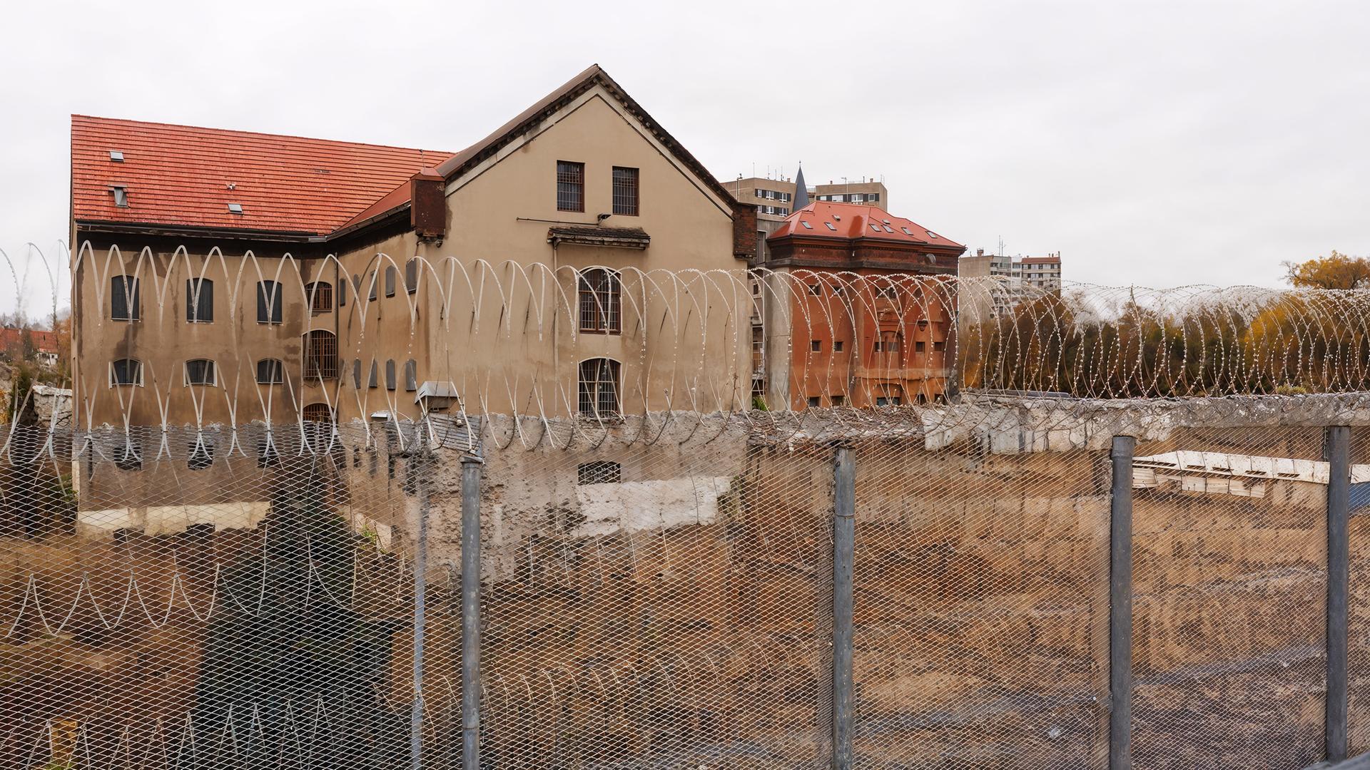 Außenansicht des ehemaligen Jugendhauses in Dessau.