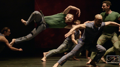 Vertikal - Mourad Merzoukis Tanz gegen die Schwerkraft