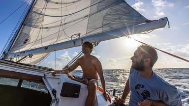 Vince und Tim an Bord der Arrya.