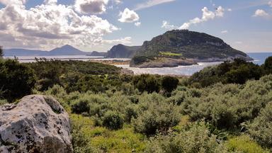  Der Strand za?hlt zu den scho?nsten des Peloponnes bzw. von ganz Griechenland.