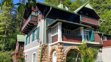 Eine traditionelle Außenfassade 